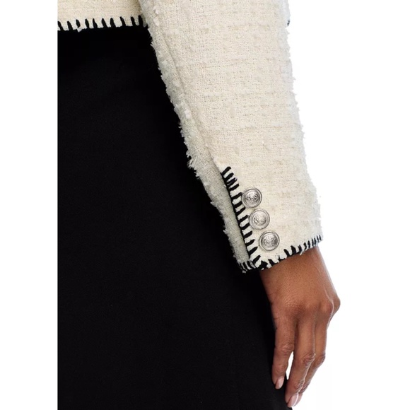 Aqua Tweed Whip Stitch Blazer in white cream - Picture 5 of 11